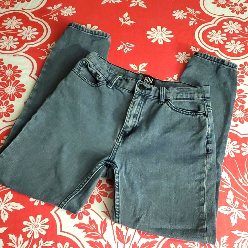 BDG Mom Highrise Jeans Gray Wash 24/ 26